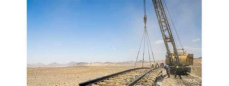 آغاز عملیات ریل گذاری شهرک صنعتی شکوهیه